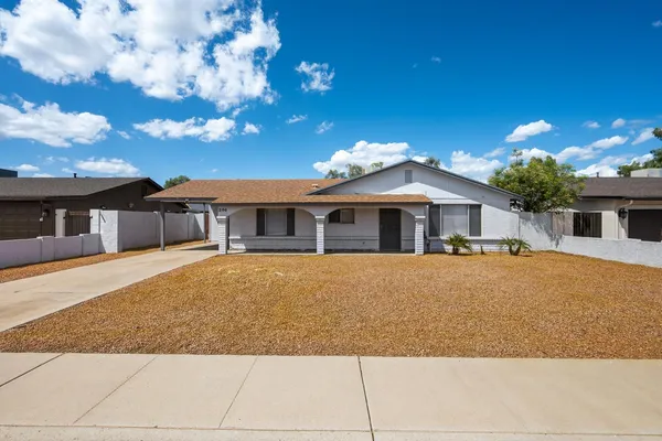 $2,200 | 204 East Duke Drive, Tempe, AZ 85283