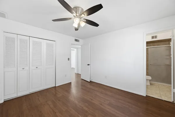 $2,300 | 204 East Duke Drive, Tempe, AZ 85283