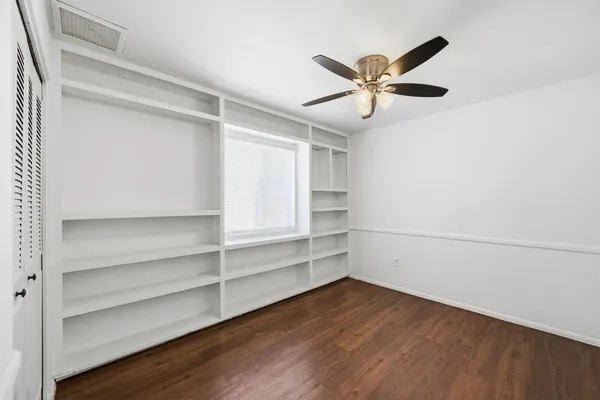 $2,300 | 204 East Duke Drive, Tempe, AZ 85283