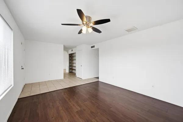 $2,200 | 204 East Duke Drive, Tempe, AZ 85283