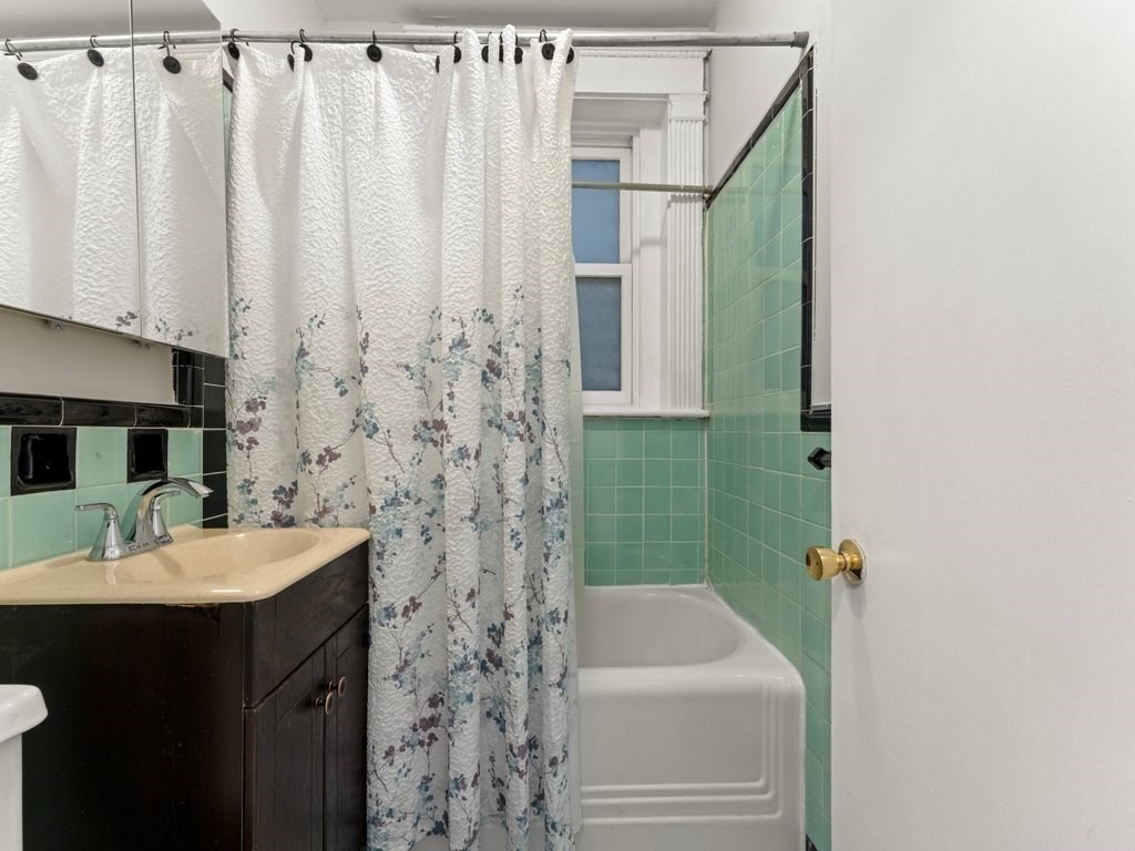 8 Garrison Street, Unit 212 Boston, MA 02116 - Photo 10 of 17