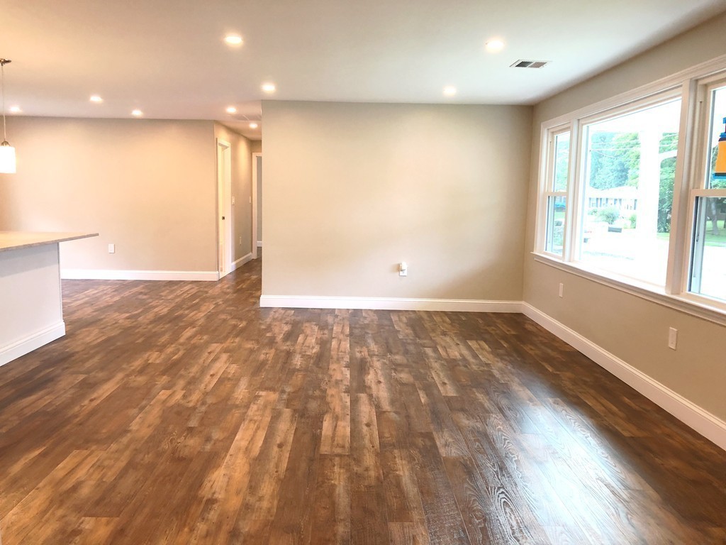 132 Ruthellen Road Bellingham, MA 02019 - Photo 12 of 30 Gallery Image 12