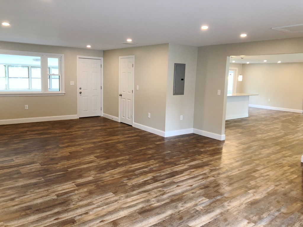 132 Ruthellen Road Bellingham, MA 02019 - Photo 15 of 30 Gallery Image 15