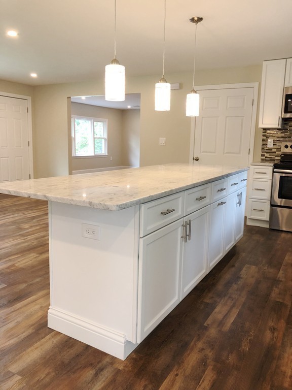 132 Ruthellen Road Bellingham, MA 02019 - Photo 9 of 30 Gallery Image 9