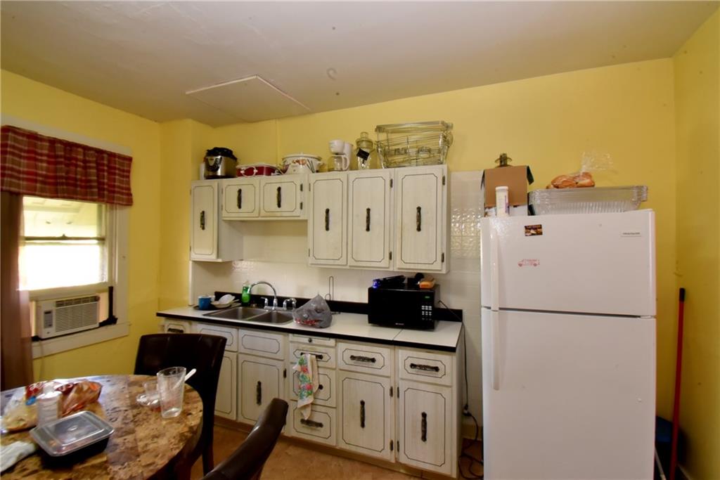 27-29 Ridge Avenue Washington, PA 15301 - Photo 5 of 18 Gallery Image 5