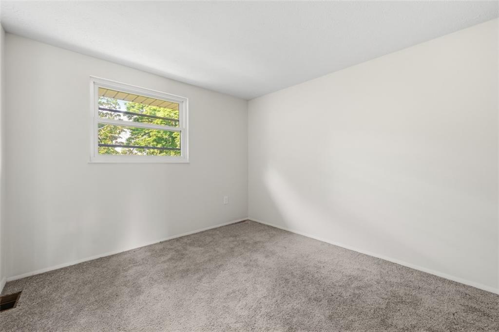 2317 Firethorn Road Bridgeville, PA 15017 - Photo 30 of 36