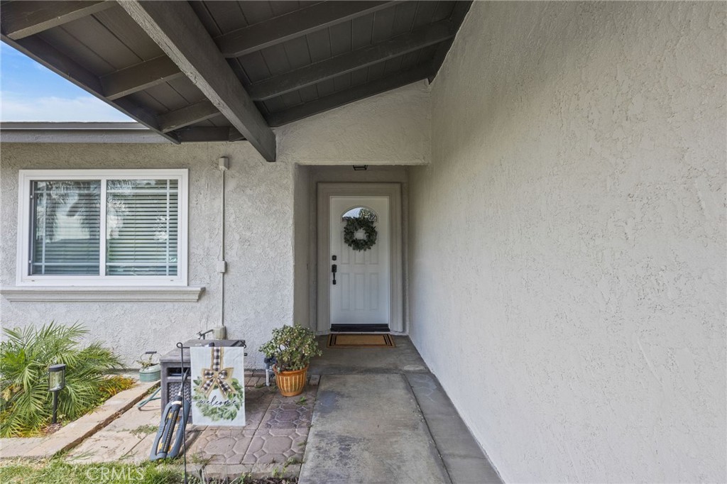 8244 Avenida Leon Rancho Cucamonga, CA 91730 - Photo 3 of 43