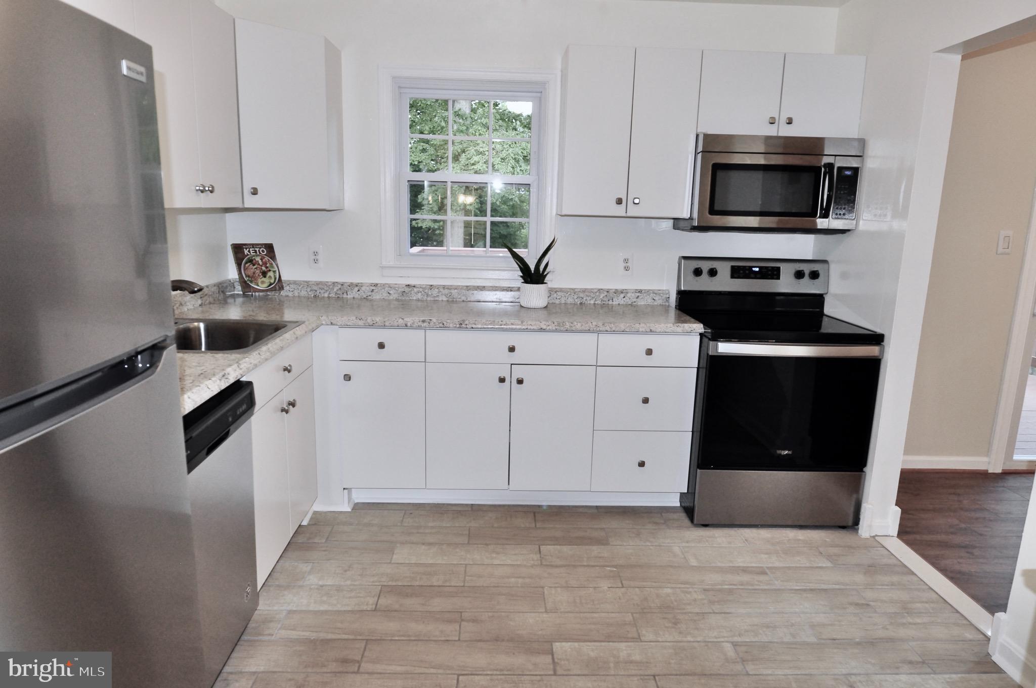 13831 Delaney Road Woodbridge, VA 22193 - Photo 9 of 38