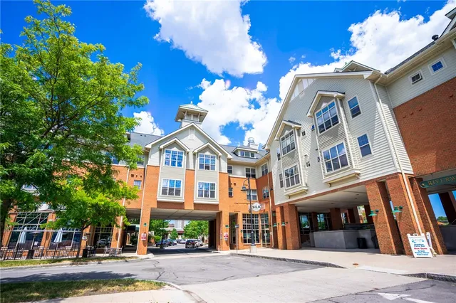 $1,820 | 270 Exchange Boulevard, Unit 310, Rochester, NY 14608