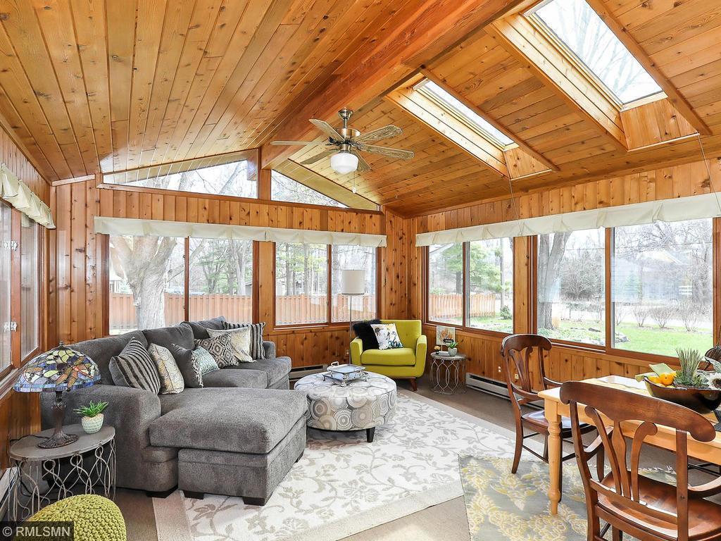 5335 Eureka Road Shorewood, MN 55331 - Photo 3 of 18