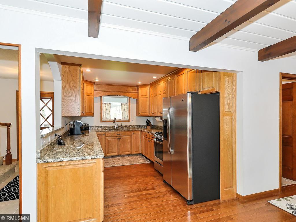 5335 Eureka Road Shorewood, MN 55331 - Photo 7 of 18