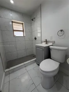 $1,800 | 405 Southeast 23rd Street, Unit 1, Fort Lauderdale, FL 33316