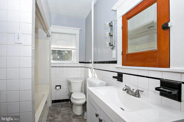 $1,500 | 20 East Merchant Street, Unit B, Audubon, NJ 08106