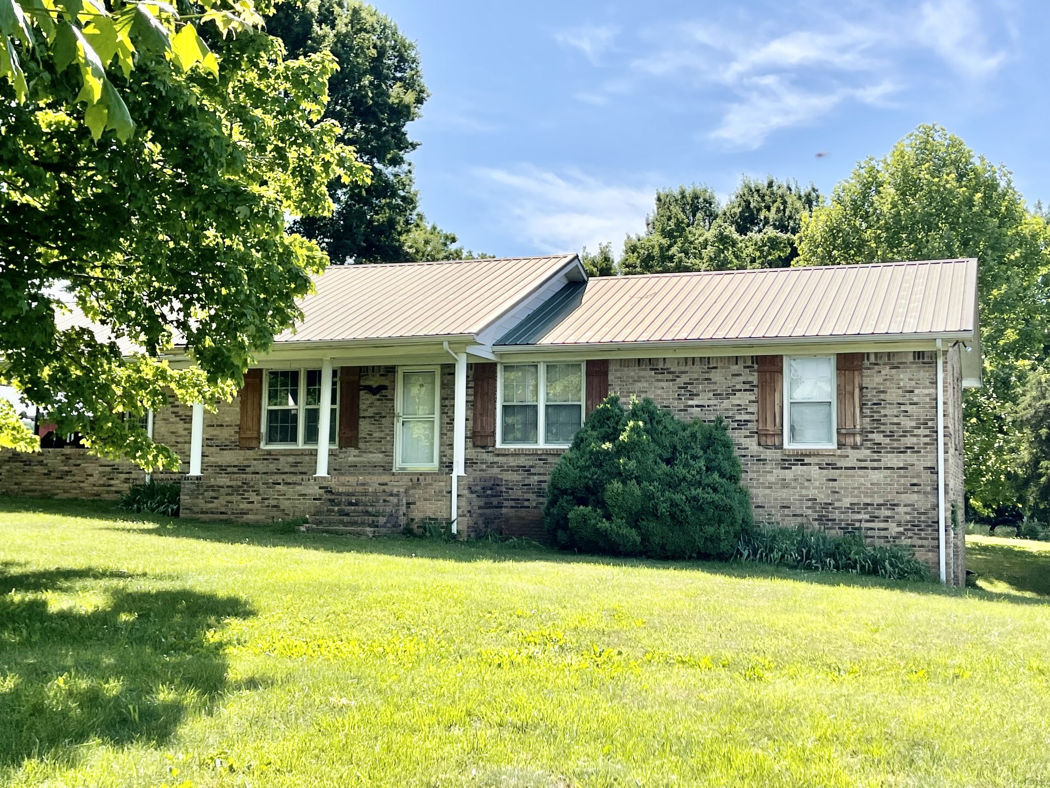1526 Caughran Road Lewisburg, TN 37091 - Photo 1 of 34 Gallery Image 1