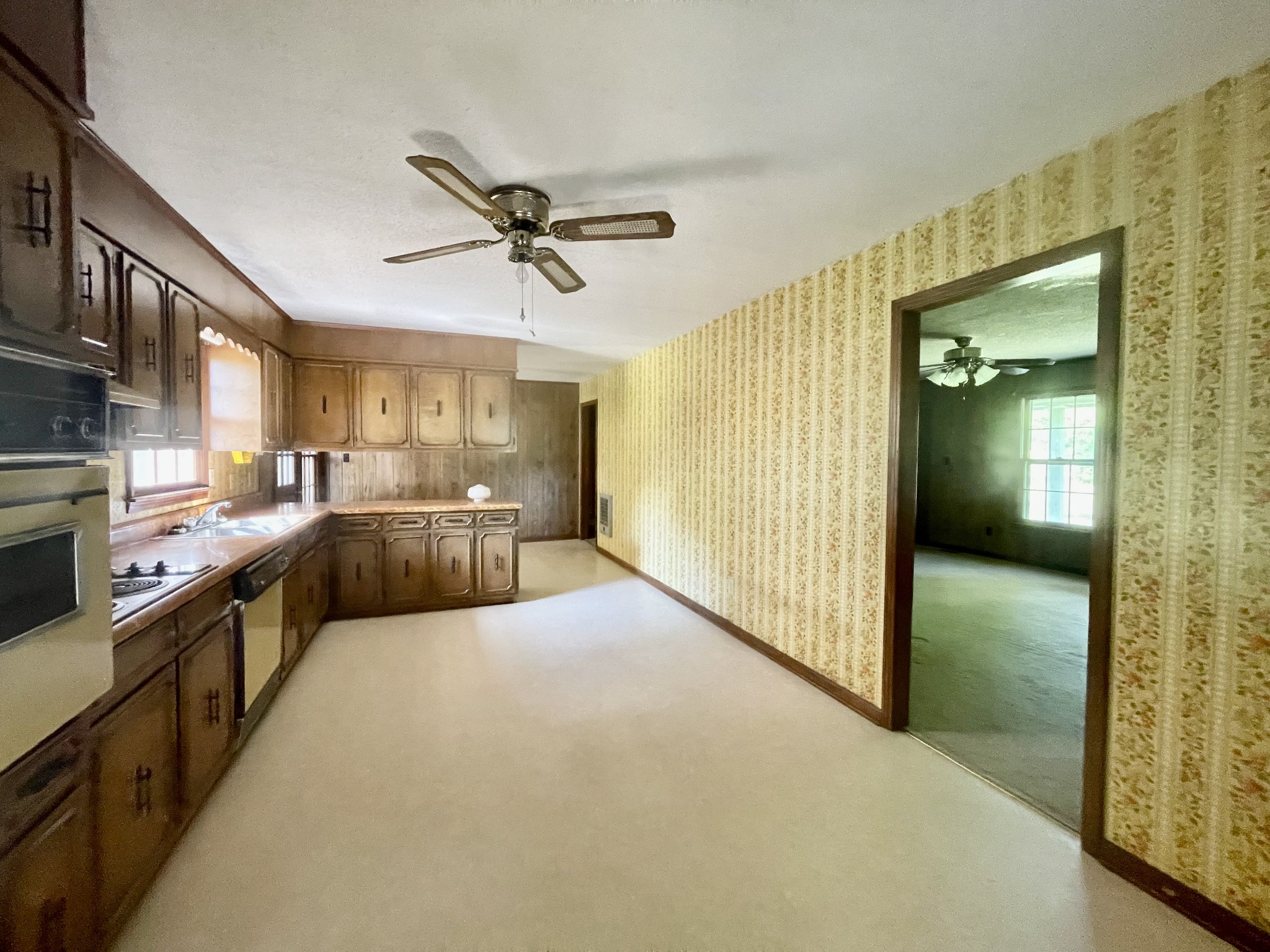 1526 Caughran Road Lewisburg, TN 37091 - Photo 15 of 34 Gallery Image 15