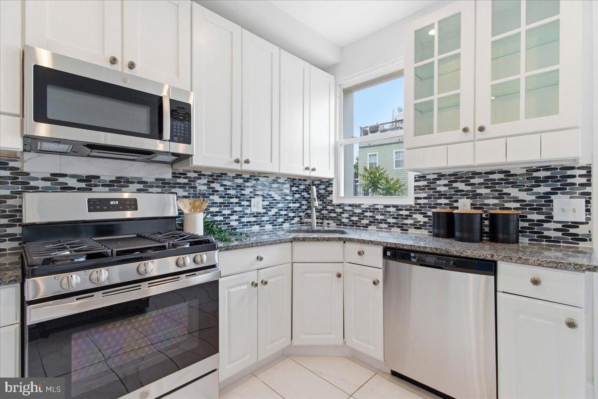 131 R Street Northeast, Unit A Washington, DC 20002 - Photo 9 of 22