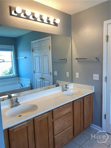 $2,650 | 10 Bushwood Drive, Savannah, GA 31407