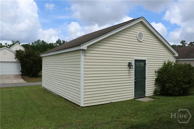 $2,650 | 10 Bushwood Drive, Savannah, GA 31407