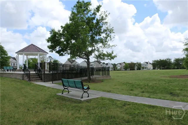 $2,650 | 10 Bushwood Drive, Savannah, GA 31407