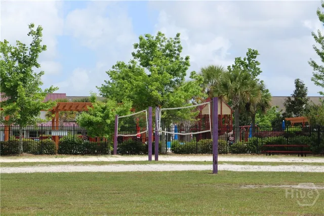 $2,650 | 10 Bushwood Drive, Savannah, GA 31407