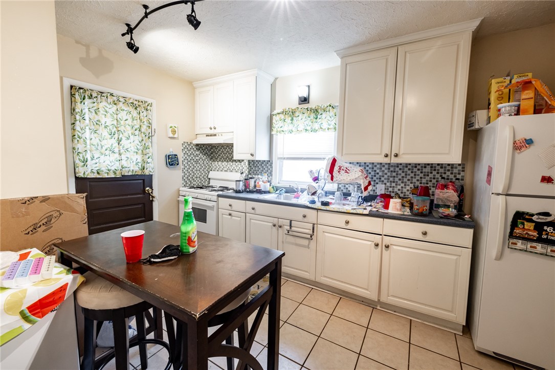 53 Scottsville Road Rochester, NY 14611 - Photo 3 of 23