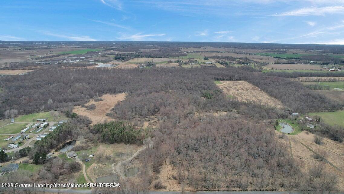 1380 Harper Road Mason, MI 48854 - Photo 4 of 19 4