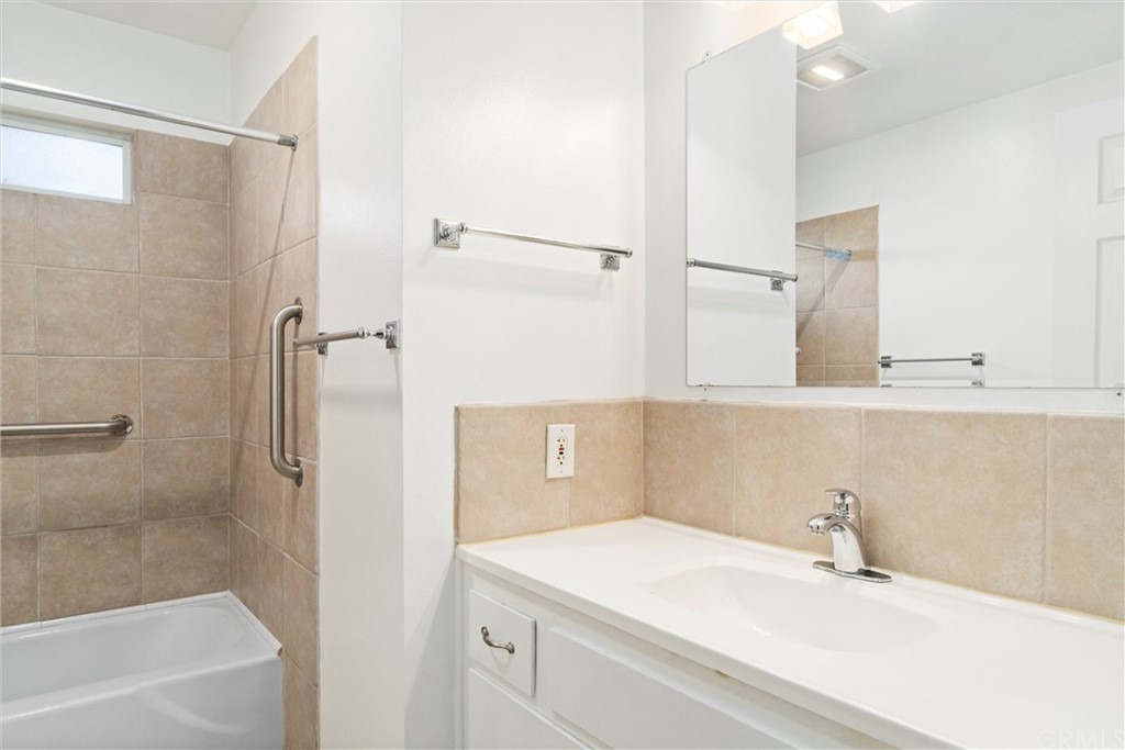 240 Easter Street Morro Bay, CA 93442 - Photo 16 of 25