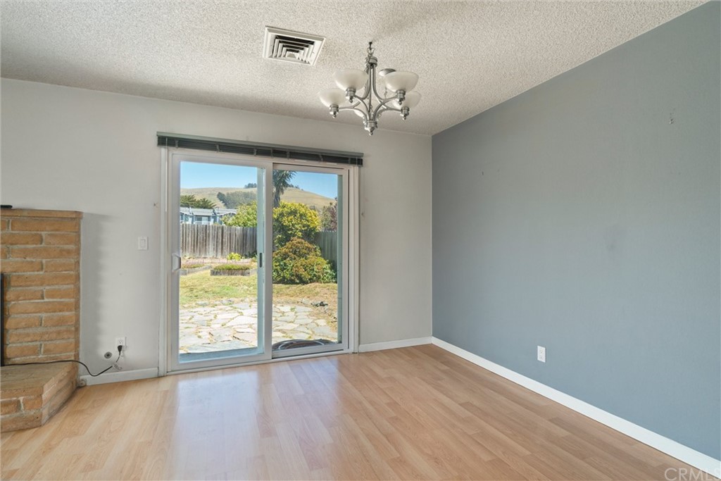 240 Easter Street Morro Bay, CA 93442 - Photo 9 of 25