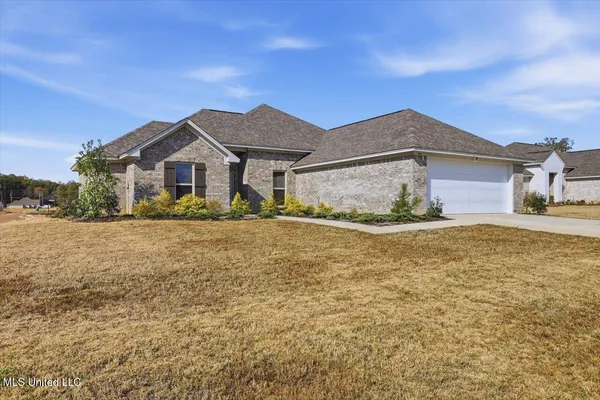 $2,200 | 301 Jasmine Cove, Brandon, MS 39042