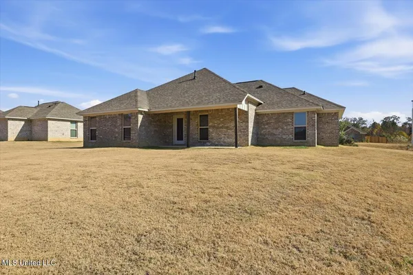 $2,200 | 301 Jasmine Cove, Brandon, MS 39042