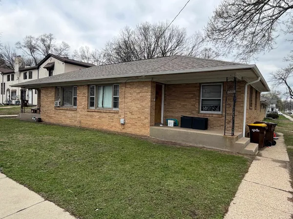 $175,000 | 2242 7th Street, Rockford, IL 61104