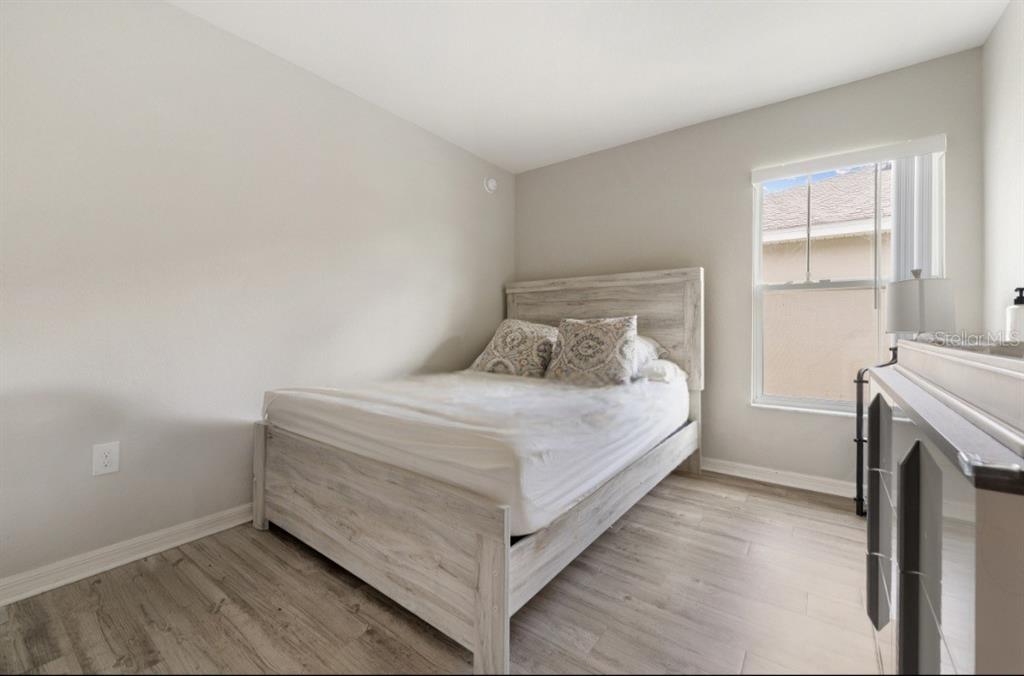 979 Pearly Ridge Lane Lakeland, FL 33809 - Photo 17 of 30