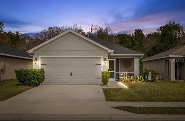 $1,500 | 979 Pearly Ridge Lane, Lakeland, FL 33809