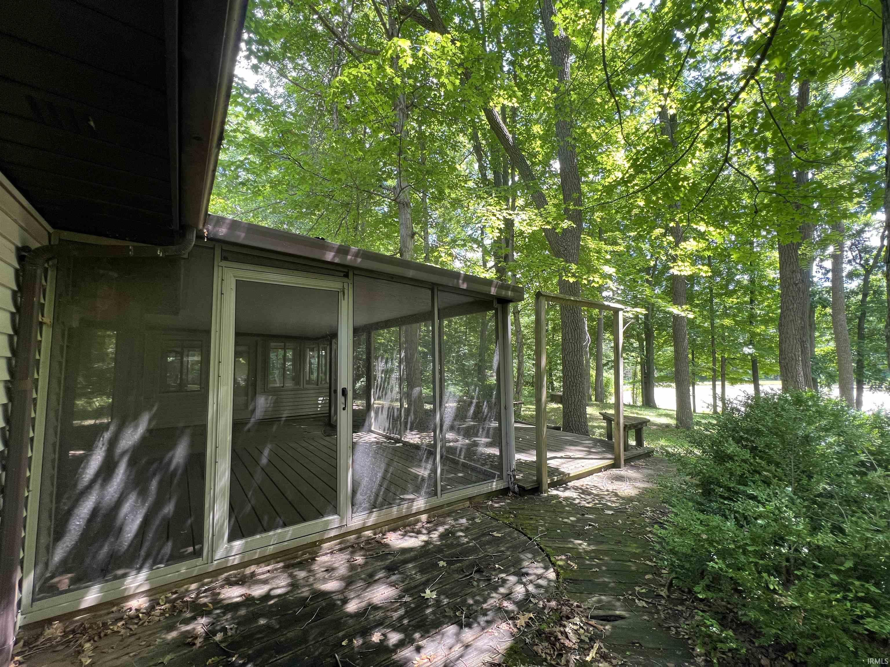 13236 Madden Road Churubusco, IN 46723 - Photo 4 of 11