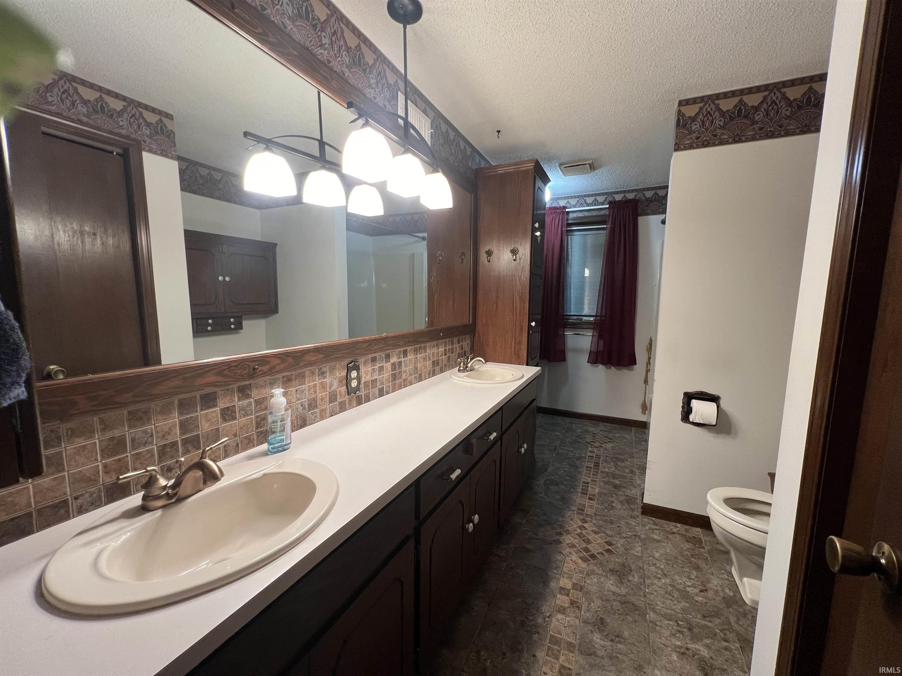 13236 Madden Road Churubusco, IN 46723 - Photo 9 of 11