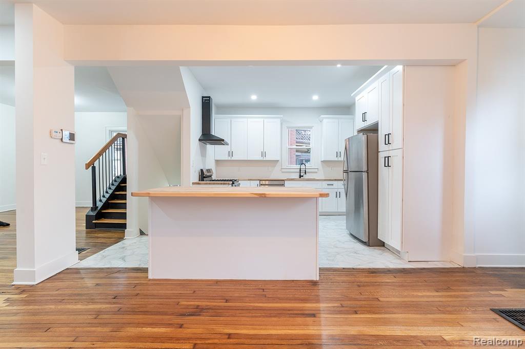 730 Atkinson Street Detroit, MI 48202 - Photo 5 of 36 Gallery Image 5