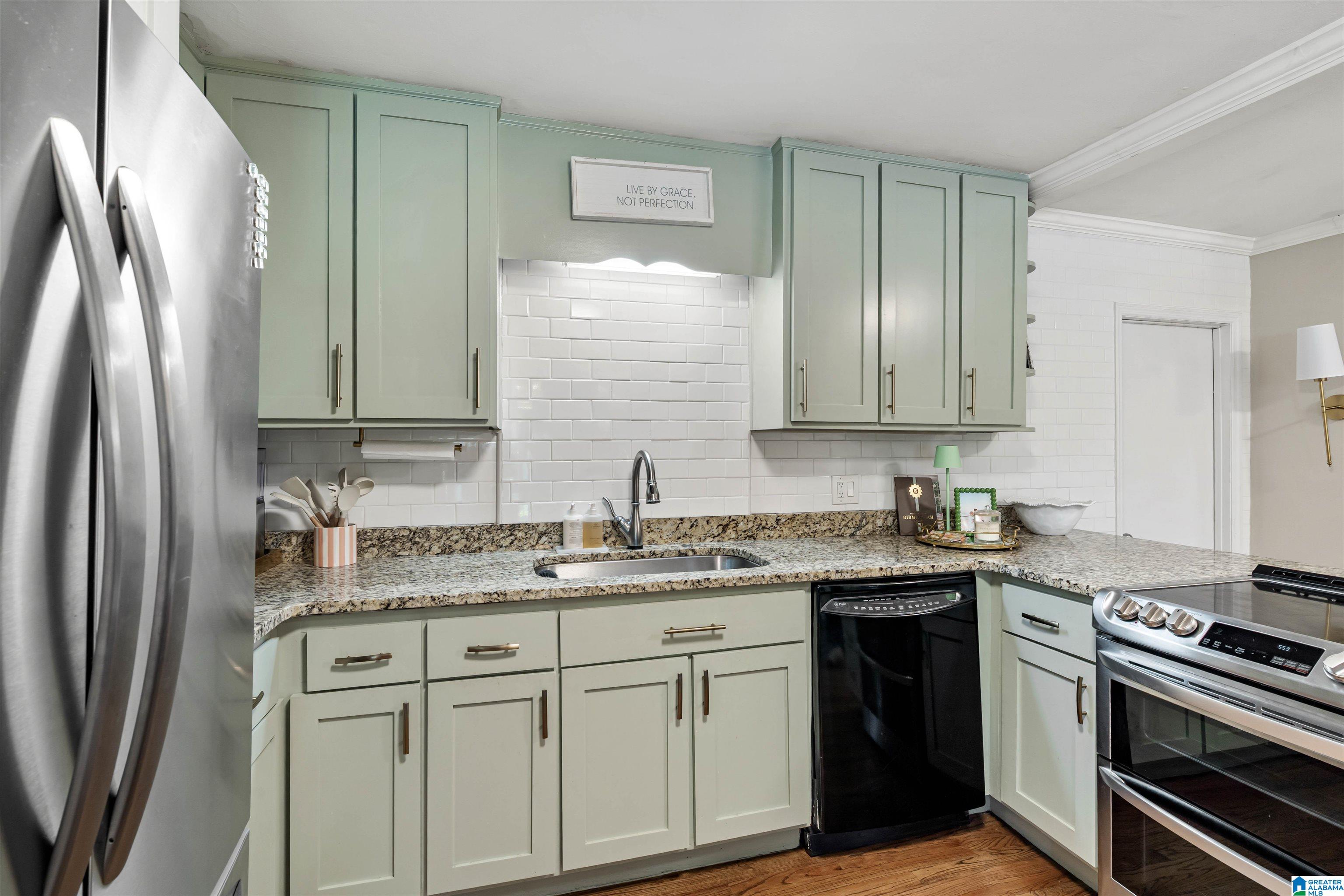 1154 Montclair Road Birmingham, AL 35213 - Photo 15 of 36