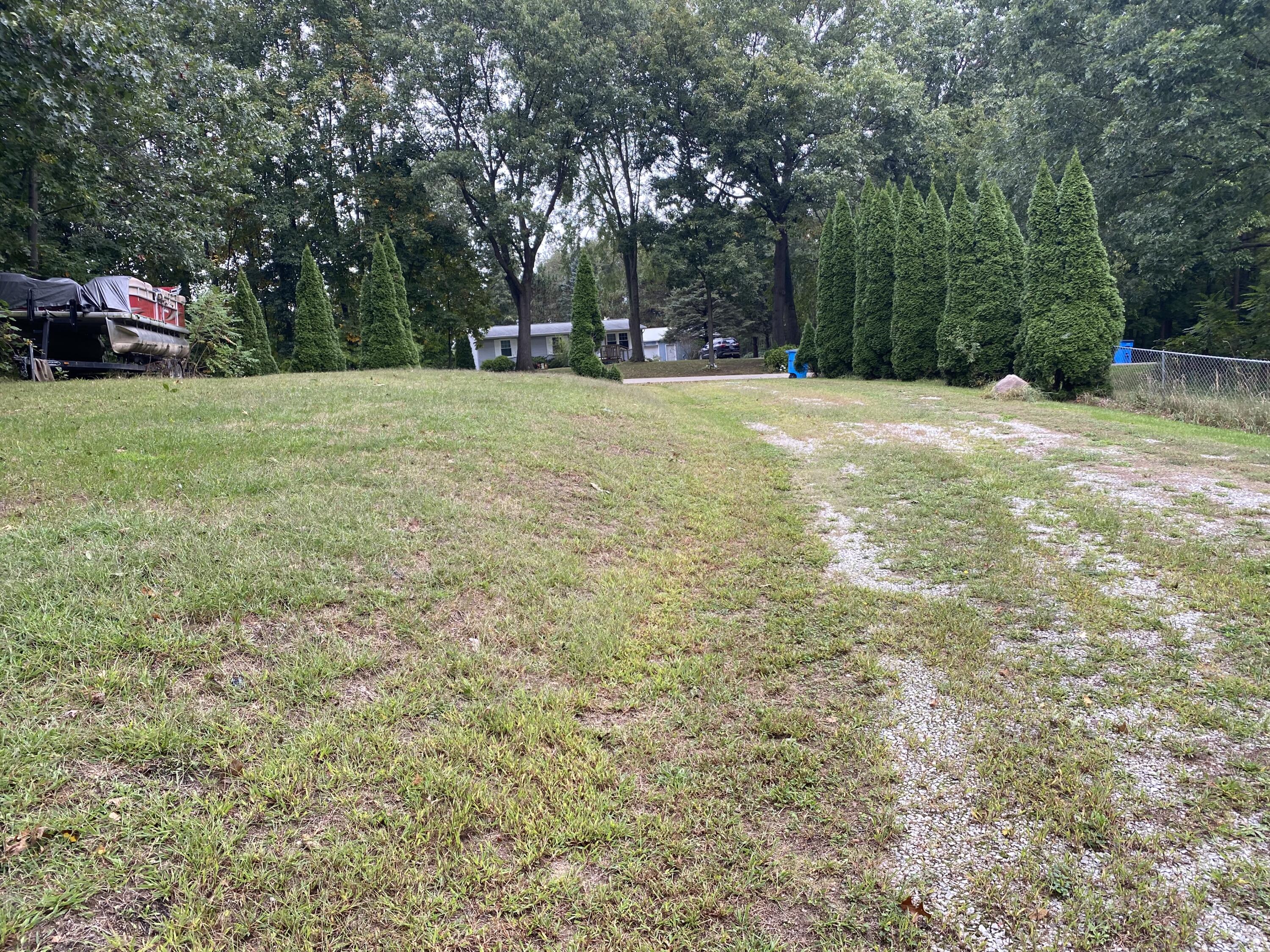 58141 James Drive Three Rivers, MI 49093 - Photo 3 of 17 IMG_4200