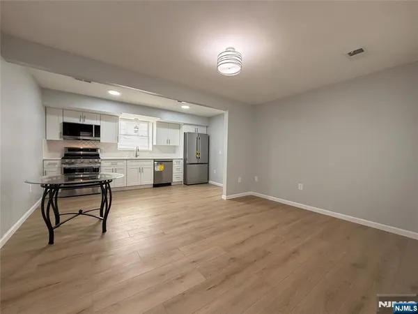 $2,400 | 58-60 Davenport Avenue, Newark, NJ 07107