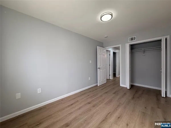 $2,400 | 58-60 Davenport Avenue, Newark, NJ 07107