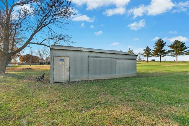 $350,000 | 10422 South Outer Belt Road, Oak Grove, MO 64075