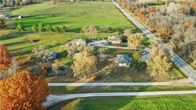 $350,000 | 10422 South Outer Belt Road, Oak Grove, MO 64075