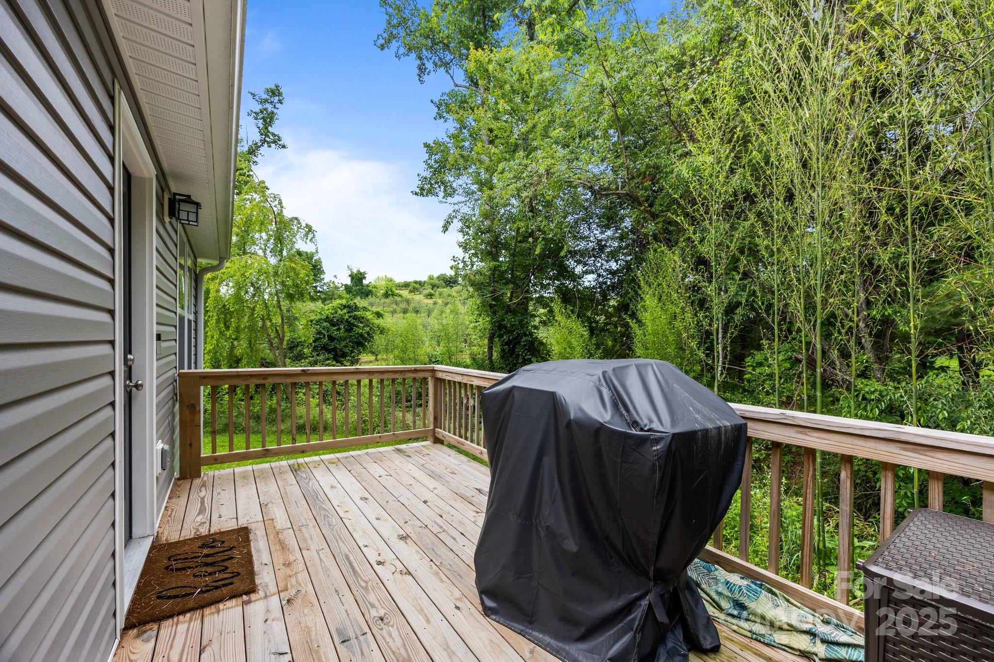 458 Summer Road Hendersonville, NC 28792 - Photo 27 of 29 a view of balcony with furniture