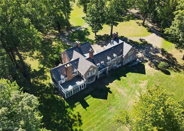 $1,695,000 | 1322 Springhill Lane Northeast, Massillon, OH 44646