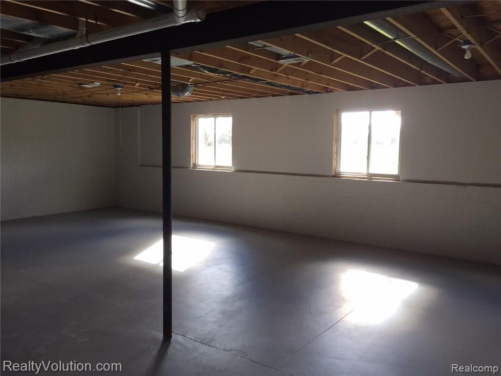 4400 East Burnside Road North Branch, MI 48461 - Photo 6 of 10 IMG_4634.JPG