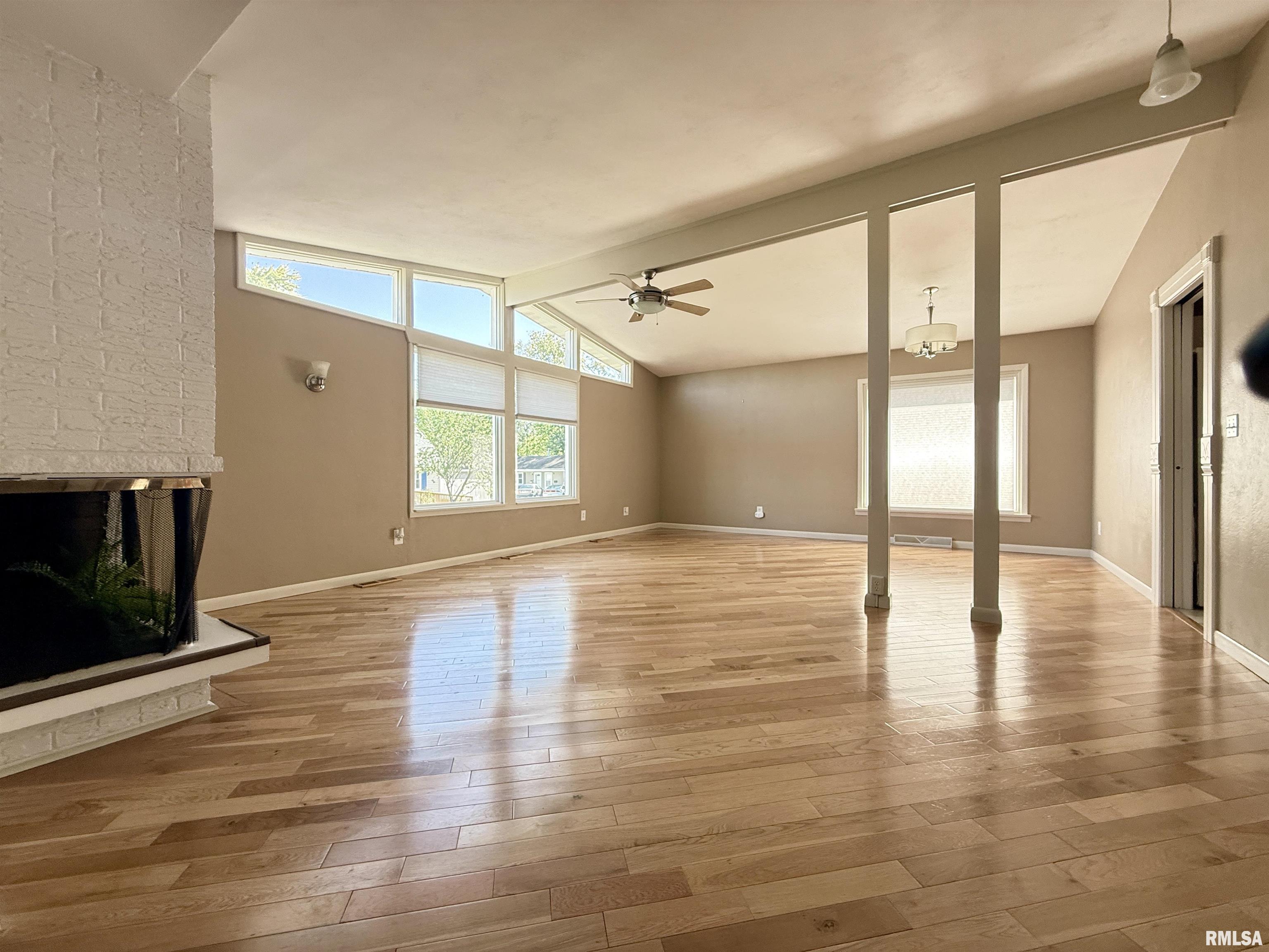 1005 Edison Court Pekin, IL 61554 - Photo 3 of 19