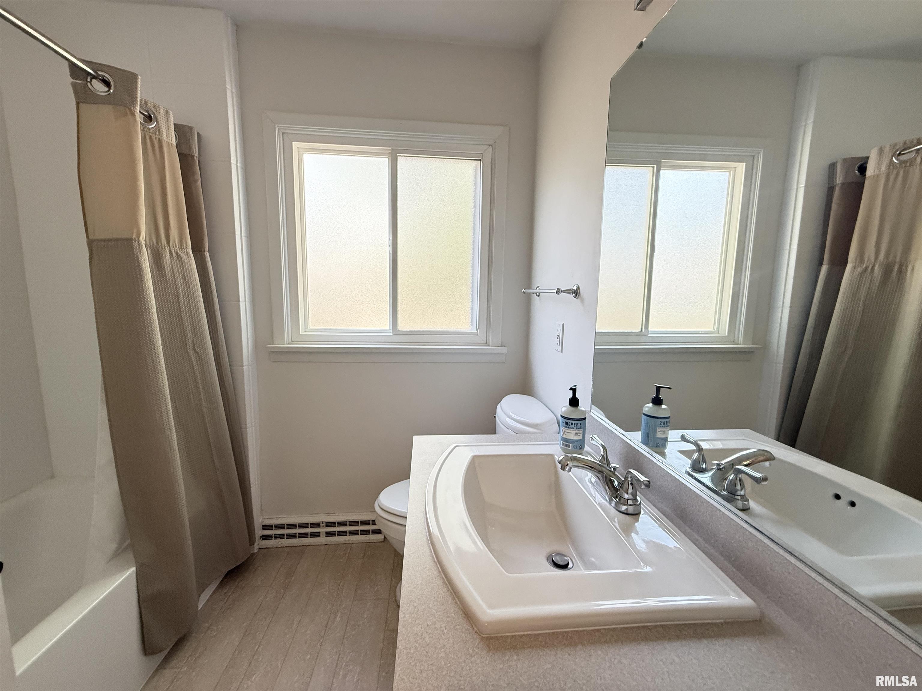 1005 Edison Court Pekin, IL 61554 - Photo 10 of 19