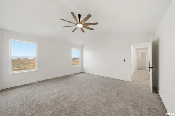 $529,900 | 1617 Rustic Oak Drive, Washington, IL 61571