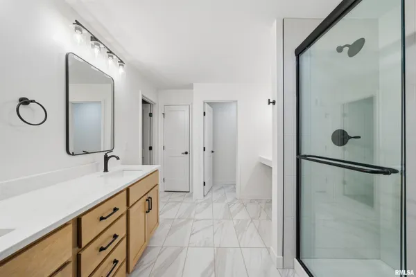 $529,900 | 1617 Rustic Oak Drive, Washington, IL 61571