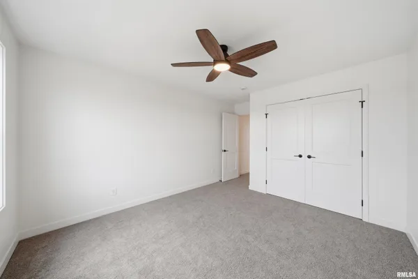 $529,900 | 1617 Rustic Oak Drive, Washington, IL 61571